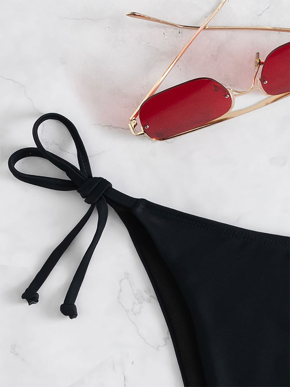 Sexy bikinibroekjes met lage t - Thong Bikini Women recensie en prijs